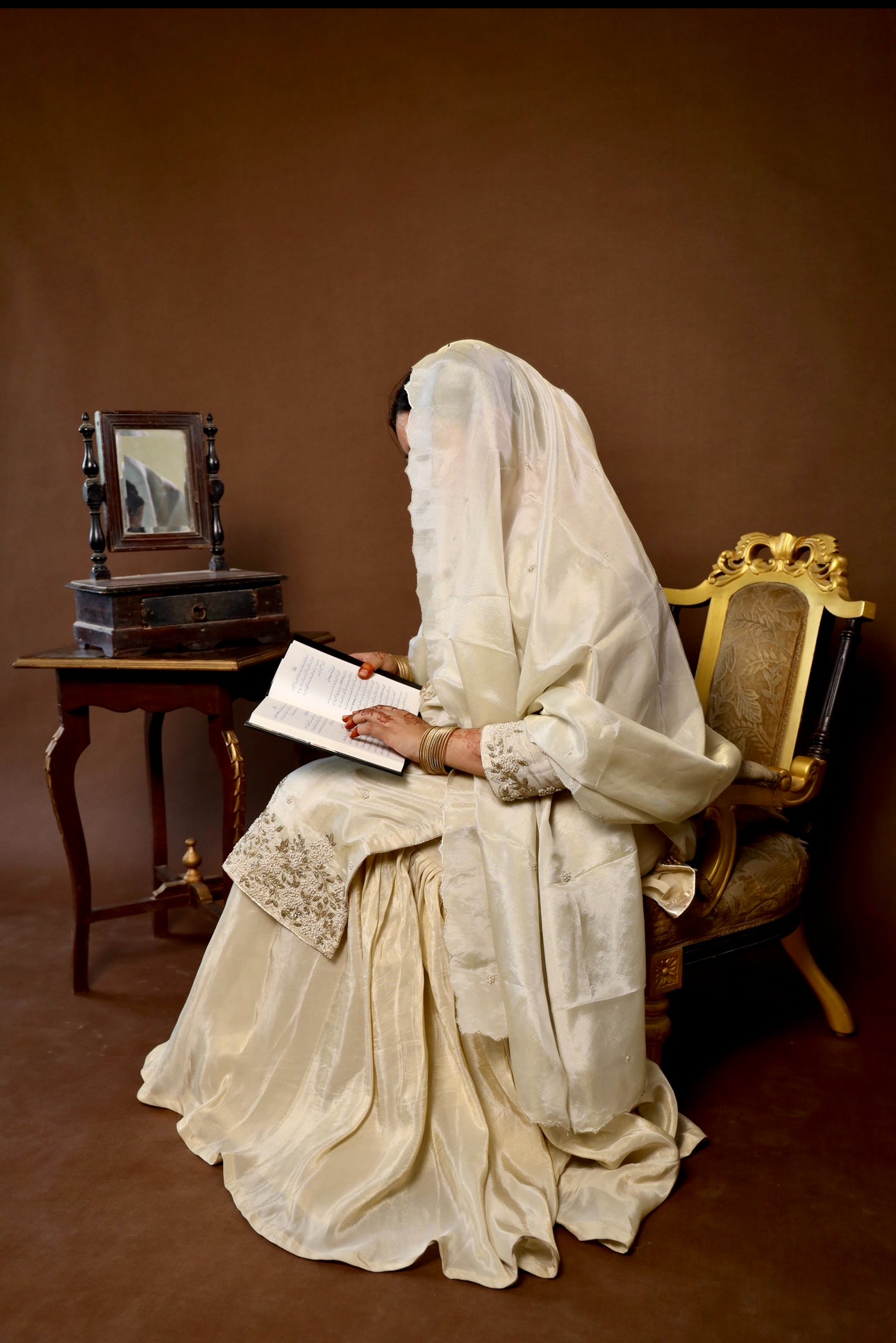 Golden pearl Gharara