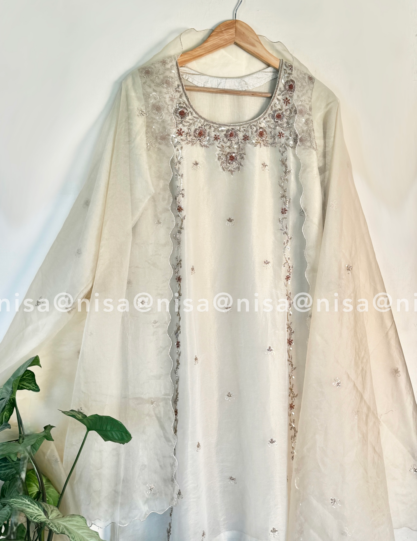 Alisha Pure Zardozi set