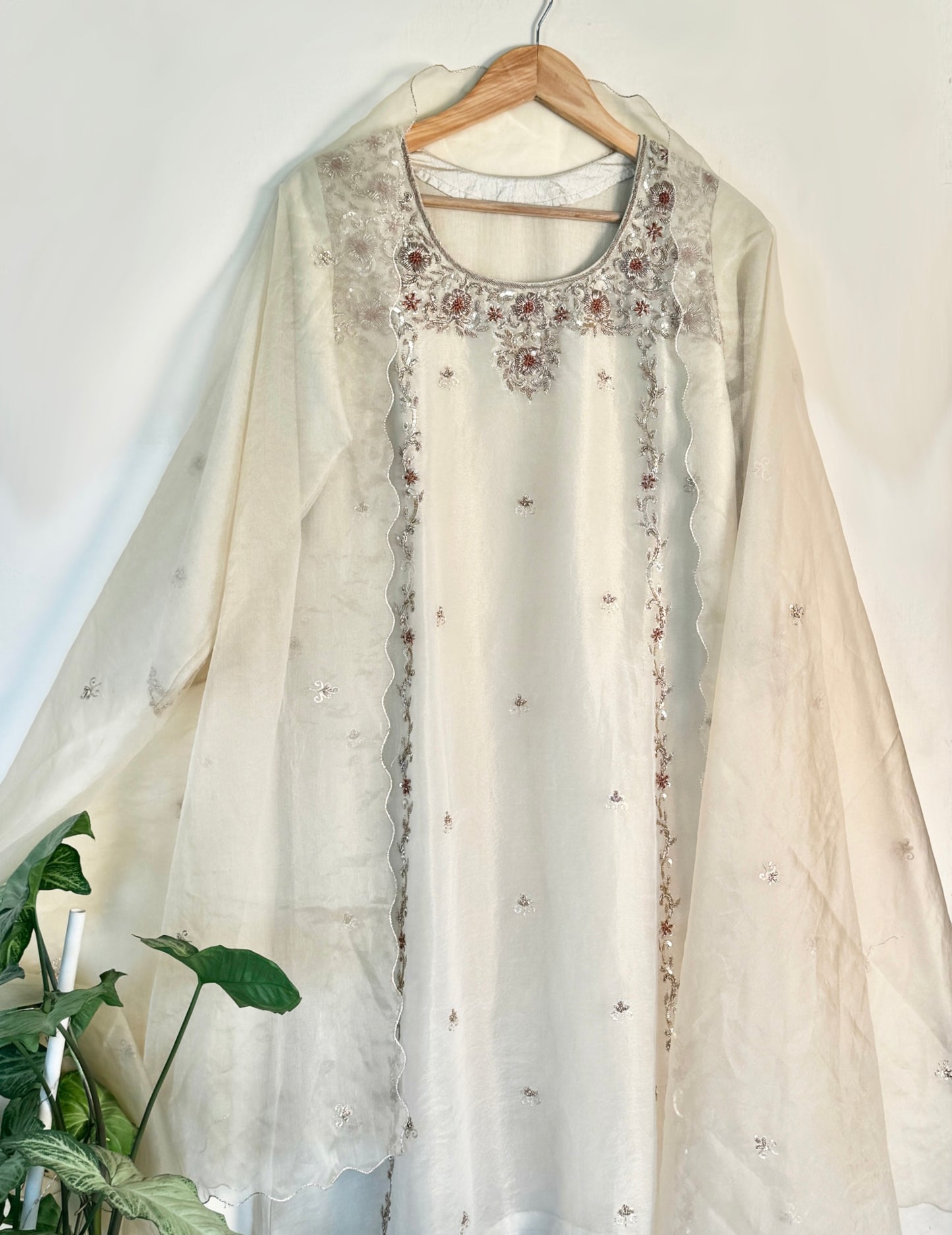 Alisha Pure Zardozi set